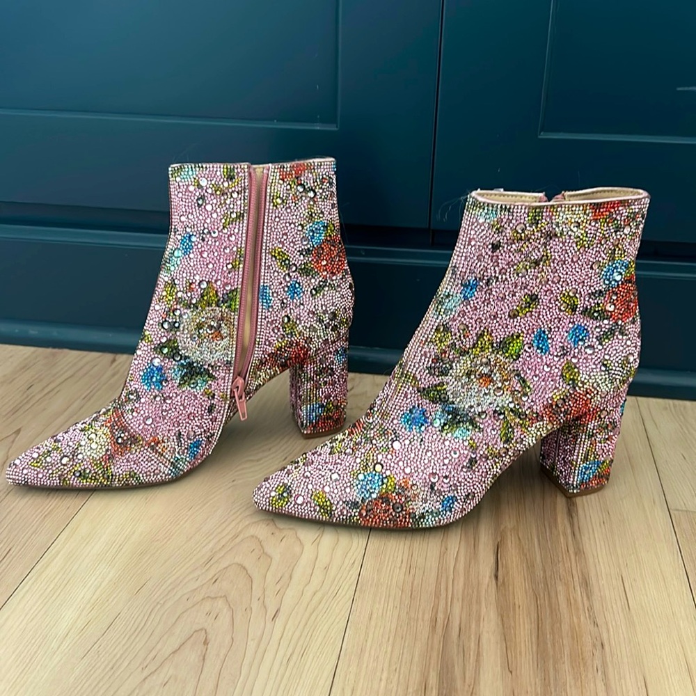 Betsy Johsnon sparkle boots
